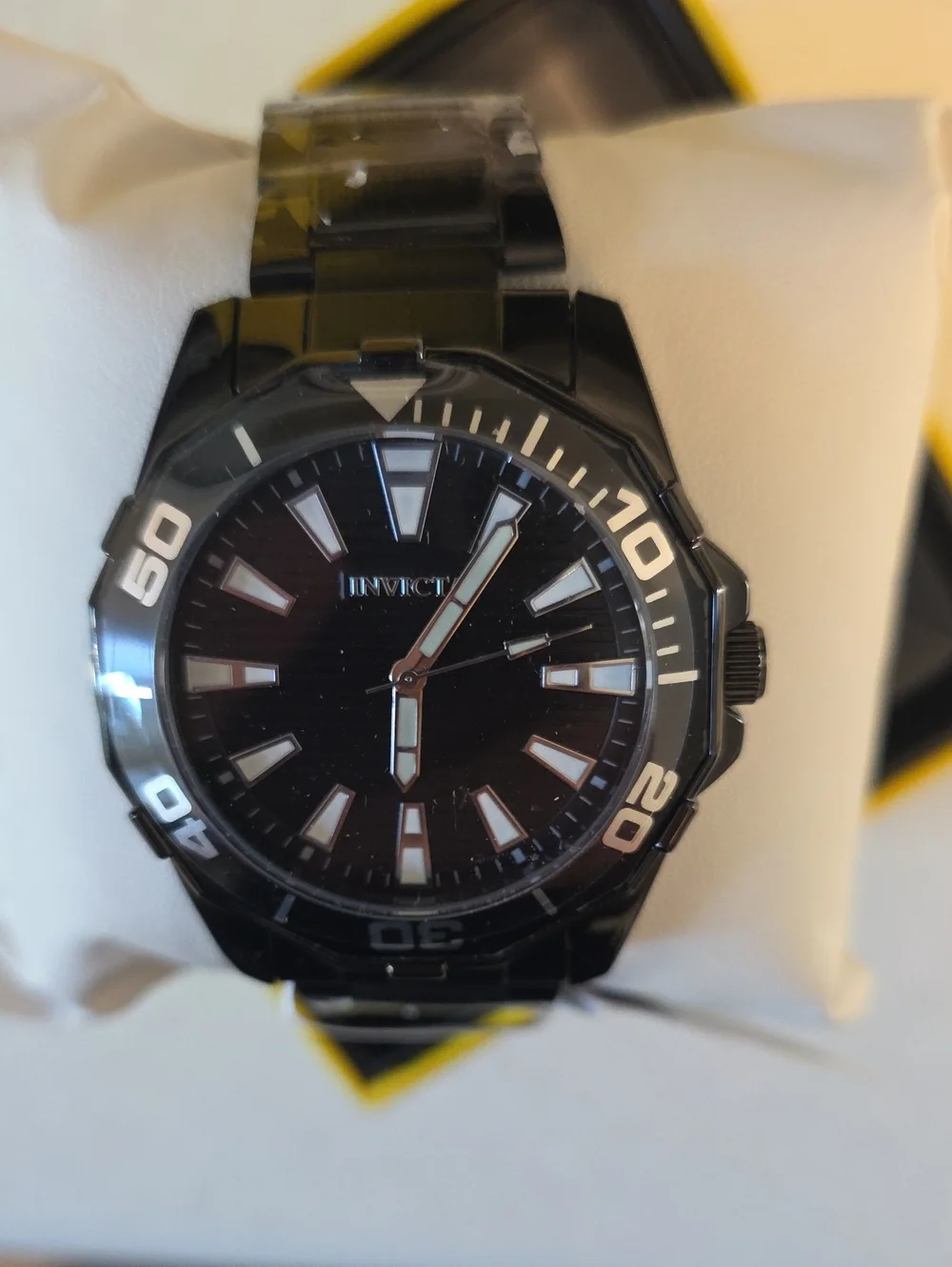 523. Invicta Pro Diver Model 79016 Men's Watch 46mm